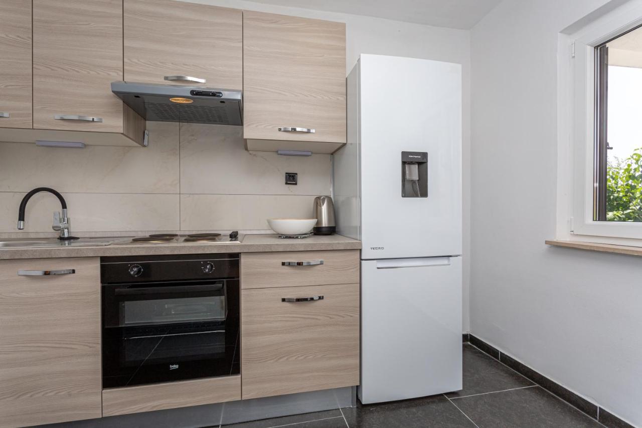 Smiljana Apartments Klimno Exterior foto