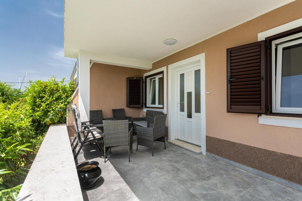 Smiljana Apartments Klimno Exterior foto